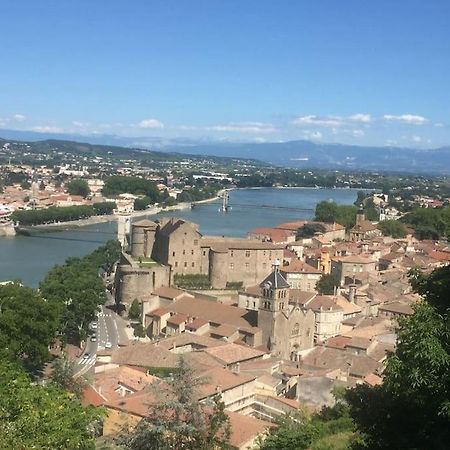 Les Coteaux De Mahe Tournon-sur-Rhone Exterior foto